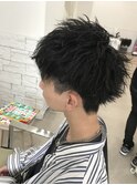ハードツイストパーマ×ソフトツーブロック×WHITE出原