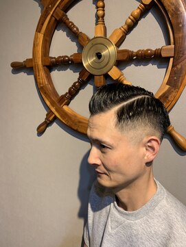 バーバー スタジオ ラフテル(Barber Studio RAFTEL) いくつになってもスキンフェード