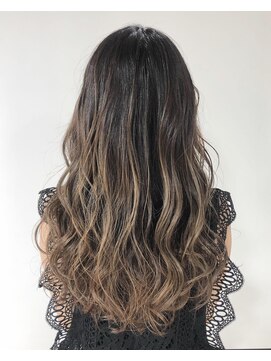 アライブ キチジョウジ(ALIVE Kichijoji) 【ALIVE吉祥寺】ベージュカラーバレイヤージュカラー