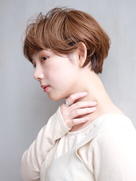 アルバム 銀座(ALBUM GINZA) ナチュラルショート_外ハネボブアッシュブラウン_57021