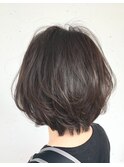 ナチュラルヘア×ダークアッシュ