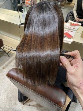 ロロ(ro-ro) 【恵比寿 ro-ro】ダメージレス縮毛矯正