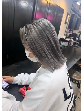 スティーロ 渋谷(Steelo) Steelo  シアグレー×切りっぱなしミディ