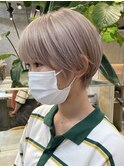 ナチュラルボブミニボブミルクティーベージュ切りっぱなしボブ