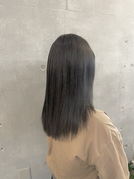 ネオリーブカフ 鶴ヶ峰店(Neolive caff) ハイトーン グレージュ レイヤー