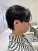 センターパートウルフ