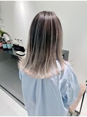 コントラストホワイトグレージュバレイヤージュ