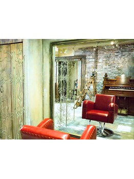 【高い技術力×カウンセリング】マンツーマン/4席プライベート空間がサロン選びに悩んでいた大人女性に好評