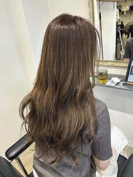 レガ(Lega) オリーブベージュ