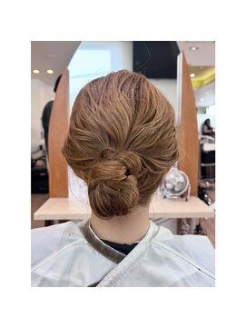 レクタ(recta) るーずなお団子ヘア