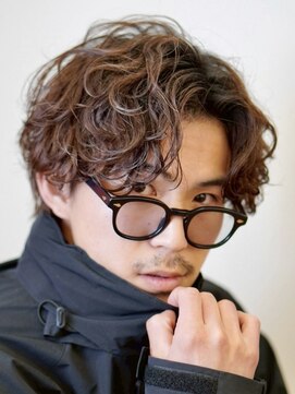 ビカム 名駅(become) 【サーフカールパーマ】センターパートウルフ