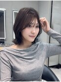 大人ガーリーダークアッシュミディアムレイヤーカット髪質改善
