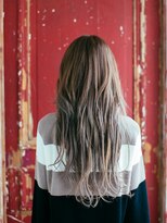 ディンプル 越谷駅前(DiMPlE)&nbsp;透明感のあるアンニュイロングスタイル♪ DiMPlE越谷/越谷駅前