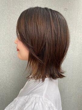 カリーナコークス 原宿 渋谷(Carina COKETH) レイヤーカット(インナーカラー.ダブルカラー.ケアブリーチ)