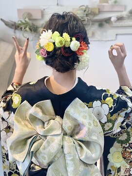 ヘアセットサロンエッジ(Edge) 成人式ゆるふわシニヨン