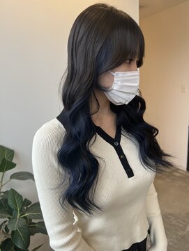 シェリー(Che'ri) 韓国風顔まわりカット_インナーカラー / MANA