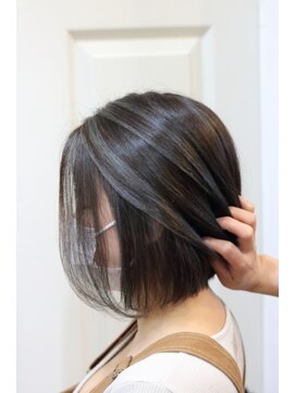 ヌード カラー 姥子山店(NUDE COLOR) 『NUDE COLOR』インナーカラー　プラチナグレー