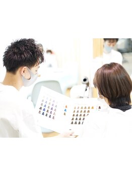 マンツーマンだからこそ、とことん髪のお悩みに向き合い、限られた時間の中で素敵なサービスと空間を提供☆