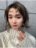 ベージュインナーカラーショートボブレイヤーミディアム前髪