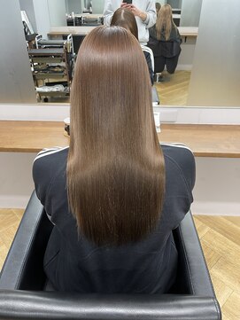 シカ 神戸三宮元町店(Cica) 髪質改善 UPTOGLOSS 三宮 神戸美容室 美髪 トリートメント 元町