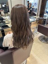 ノーム バイ アウラ(norm. by aura) ミルクティー ベージュ ロング