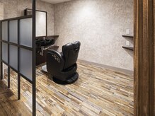 キタセンジュバーバー バイ ティーズ(KITASENJU BARBER by T's)