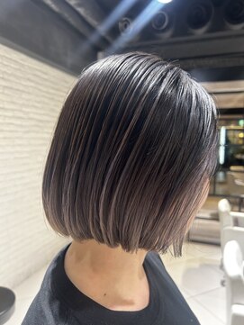 ゼンコー キチジョウジ シェール(ZENKO KICHIJOJI chere) グラデーションカラー