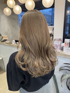 ロンドアジュール 横浜(Lond azur) ブリーチホワイトグレージュダブルカラーレイヤーカット韓国横浜