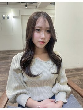 エレナ バイ アルテフィーチェ(elena by artefice) 高濃度水素カラーで艶髪に