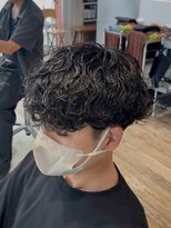 フィフス(fifth)&nbsp;原宿ラウンドマッシュ波巻きスパイラルパーマ刈り上げ黒髪fifth