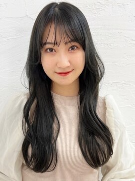 ガーディナ(Gardina) ダークグレージュ 透明感カラー 顔周りカット 艶髪 20代30代