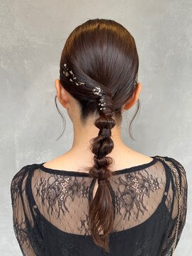 ガーデンヨコハマ(GARDEN YOKOHAMA) 【チバ】ヘアセット あみおろし 金箔 タイトヘア ローポニー