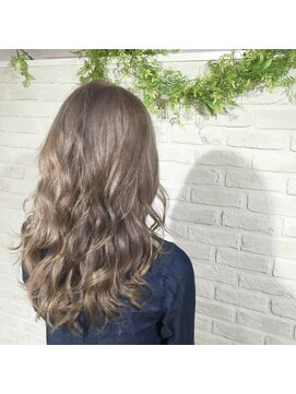 アンククロス 表参道(ANKH CROSS) 【ANKH CROSS表参道】ハイグレージュカラー