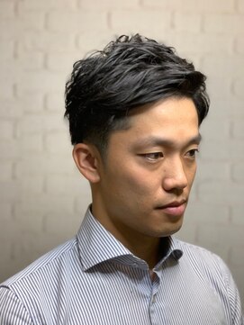 プレミアムバーバー 赤坂店(PREMIUM BARBER produce by HIRO GINZA) ビジネスショート【ヒロ銀座】六本木/理容室/フェード