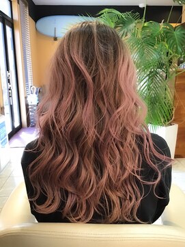 コノア スパーク(Conoah spark) ピンクベージュバレイヤージュ× ヘルシーウェーブ