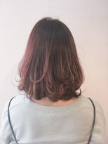 スアバイキキ(SuA by kiki.)&nbsp;レイヤーボブ/外ハネボブ/大人ショート/ニュアンスカラー[千葉]