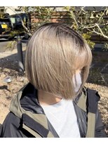 ハレニ 袋井旭町店(HALE Ni)&nbsp;white beige