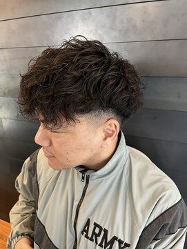 ディスイズバーバーセカンド(THIS IS BARBER 2nd) スペインカール