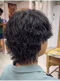 ハイライトウルフマッシュパーマ波巻きパーマツーブロックメンズ