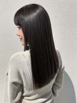 フレイムスヘアーアンドリラックス 西川口店 前髪パーマアッシュカラーグレーベージュレイヤーロング