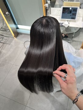 ロンドメリア 天神大名店(Lond Melia) イメチェンヘアスタイル美髪のススメワイドバングブルーブラック