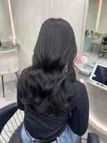 ロール 博多(Role)&nbsp;ミニウルフ黒染め髪質改善縮毛矯正酸性ストレートレイヤー/博多