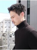 センターパートニュアンスパーマ刈り上げツーブロックメンズヘア