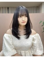 カルパ(calpa)&nbsp;ミディアムヘア暗めカラーレイヤーカット