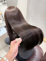 ロイド(Lloyd)&nbsp;【Lloyd 大宮】ココアグレージュ×チャコールグレー　髪質改善