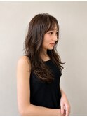 首元へ流すレイヤーカット