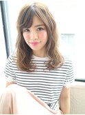 大人かわいいセンターパート★ウェービーセミディ