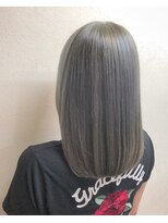 ヴィダ クリエイティブ ヘアーサロン(Vida creative hair salon) オリーブアッシュ(赤味、オレンジ味が気になる方)オススメ