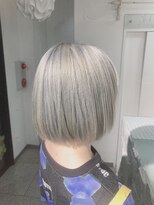 ヘアー フリーデル(Hair Freedel) シルバーカラー