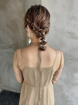 アマーク(a mark) 【住野 桃香】編みおろしヘアセット